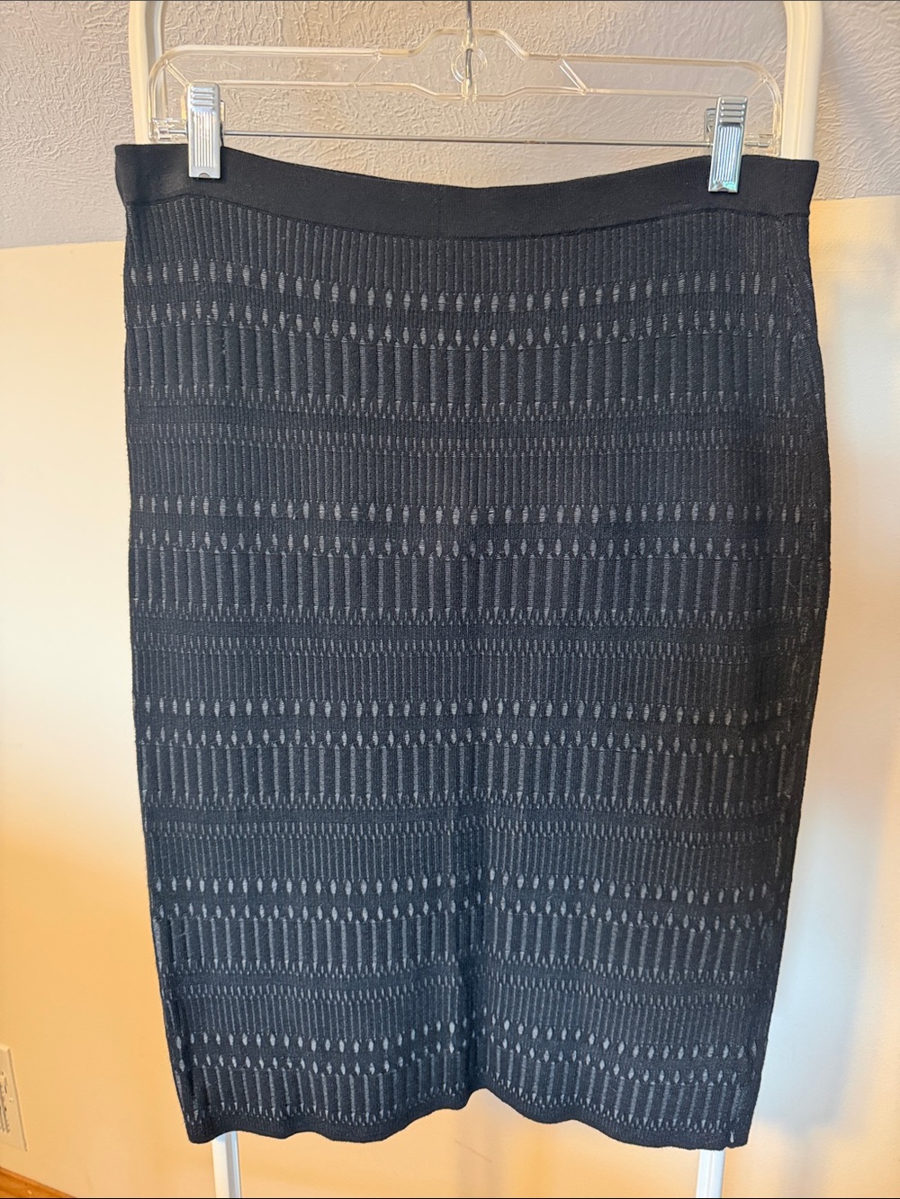 Elie Tahari cotton blend knit pencil skirt black grey size M